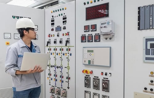 Schneider Electric atualiza soluções de baixa tensão para motores e distribuição elétrica industrial - Imagem: Reprodução/Schneider Electric