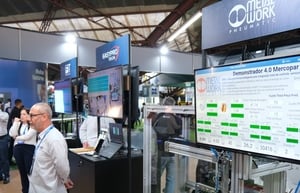 Metal Work demonstra retrofit para Indústria 4.0 com monitoramento de dados e emissões na Mercopar 2026 - Imagem: Sebrae/Divulgação